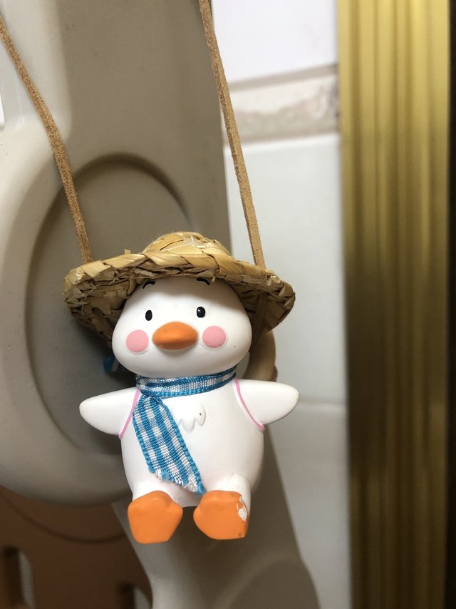 荡秋千鸭吊饰超可爱