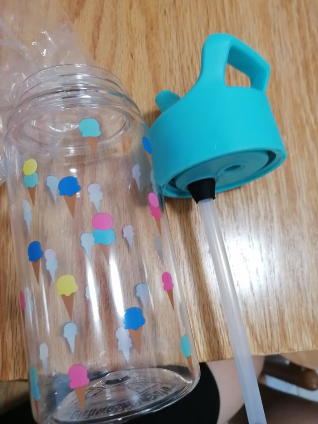 心心念念可爱的小水壶终于收到了，质量很好