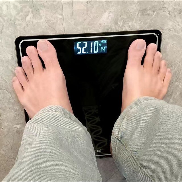 这么厉害的电子秤居然才17块💰