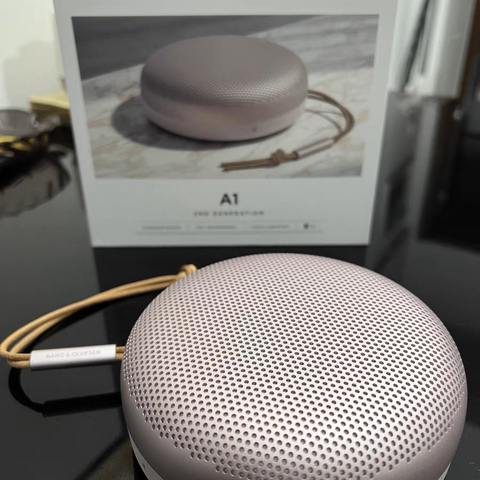 高颜值音箱推荐B&O PLAY beoplay Beosound A1Gen2