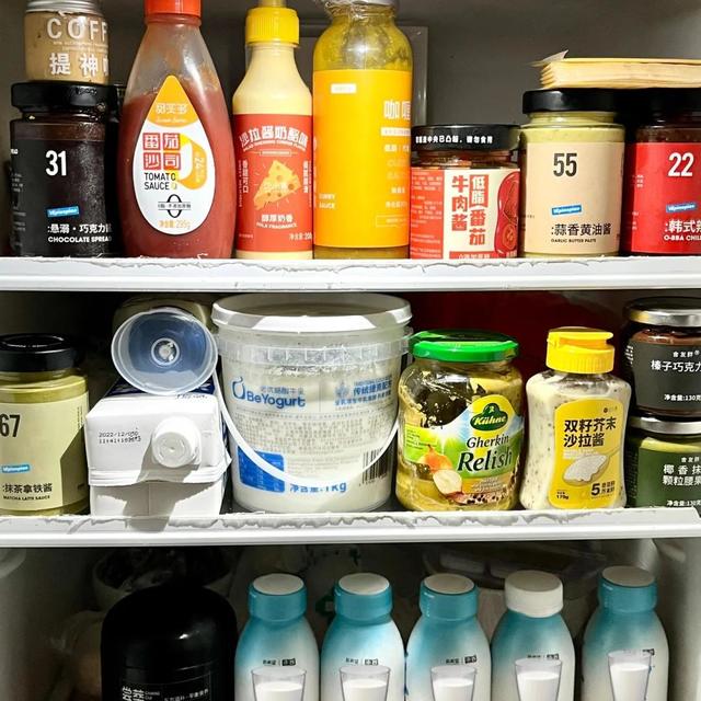 减脂人冰箱里都有什么…冷藏柜！低卡酱料合集
