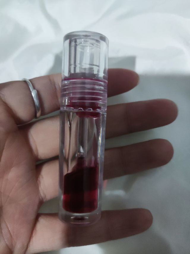 非常非常滋润的唇油