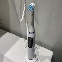 对不起了💰…..说真的很需要这个电动牙刷