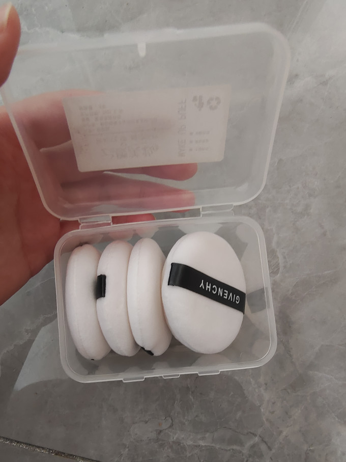 纪梵希海绵粉扑