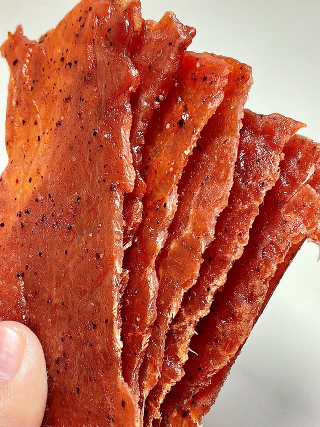 潮汕朋友推荐的猪肉脯也太太太好吃了！