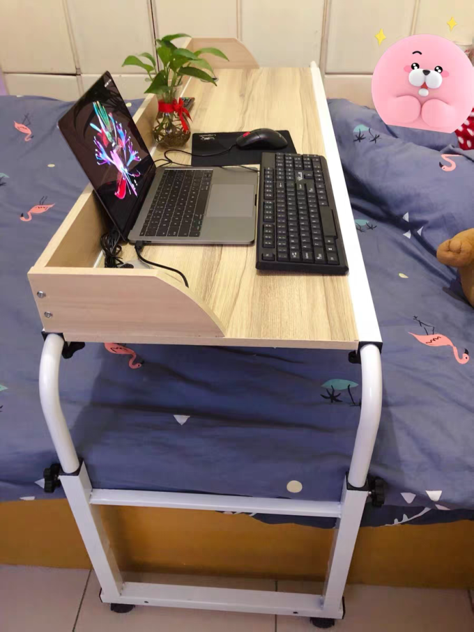 电脑桌