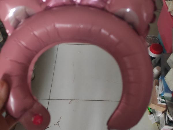 在网上买的气球发饰也不错的哦