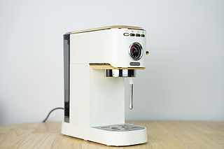 没想到咖啡机成了我们家用的最频繁的电器