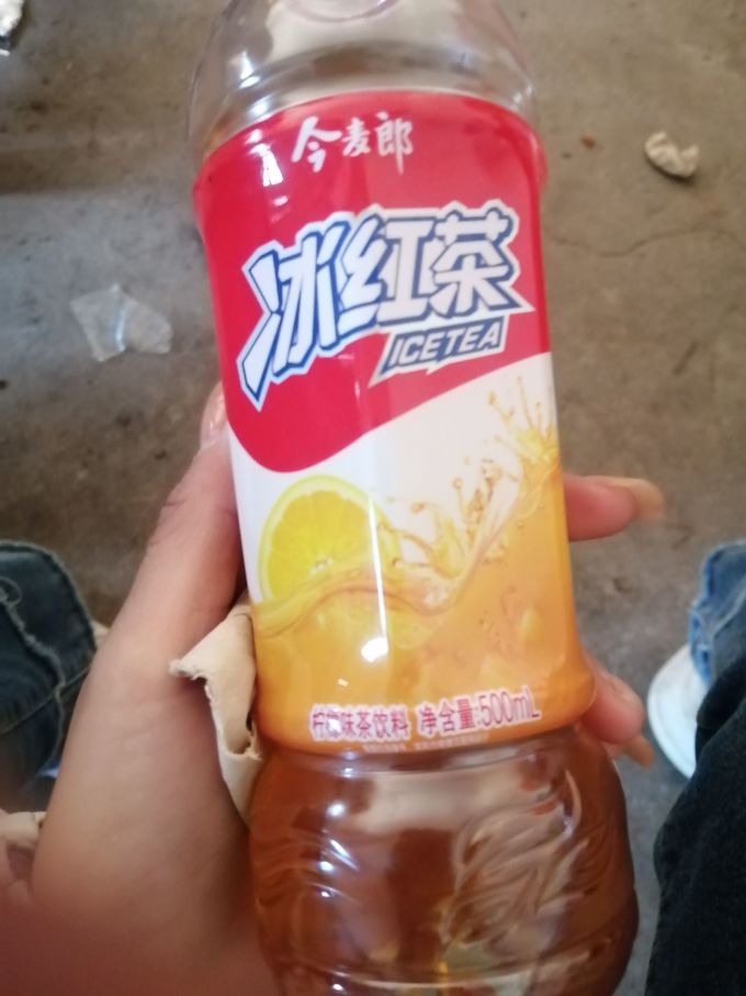 今麦郎冰红茶饮料500ml750ml大瓶装整箱批发
