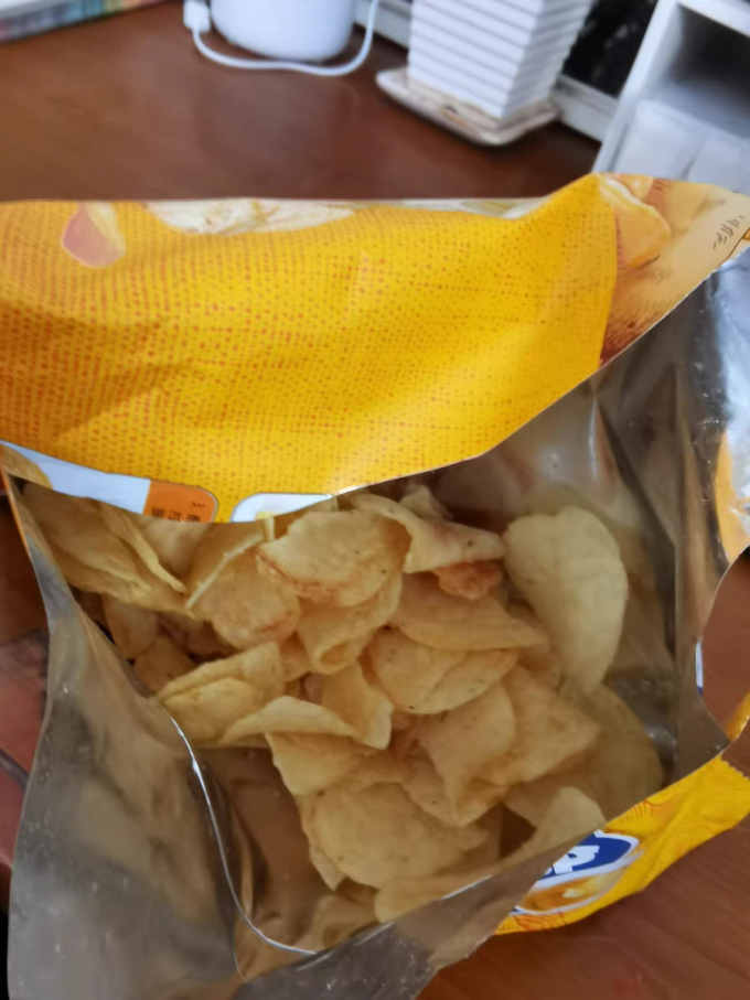 脆升升膨化食品