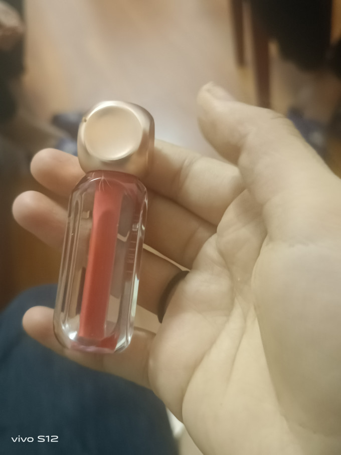 唇彩唇蜜