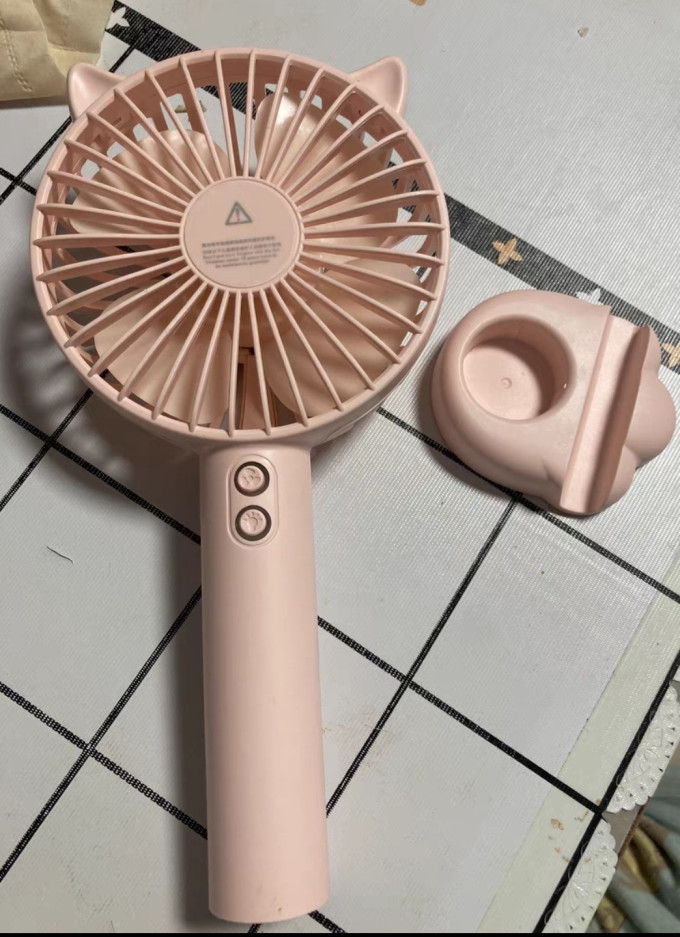 雷宝龙手持风扇