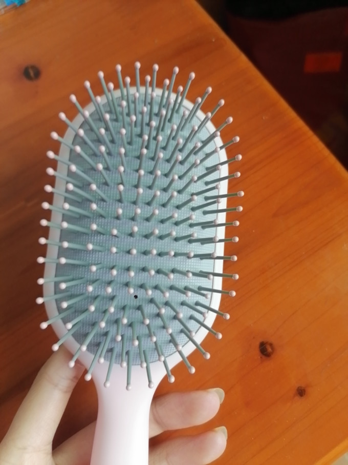 名创优品梳子