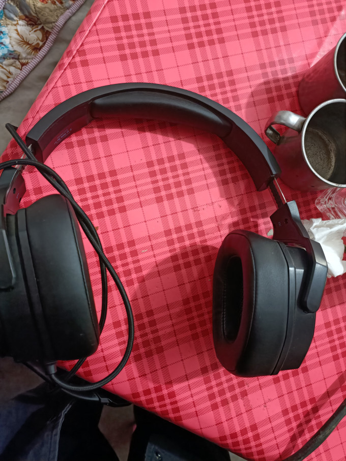 西伯利亚蓝牙耳机