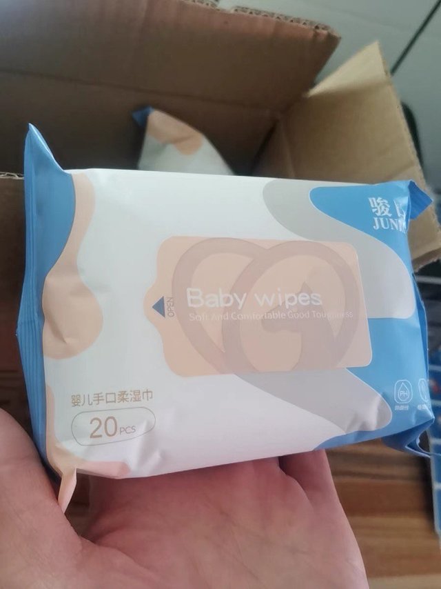 儿童湿巾—出门好物