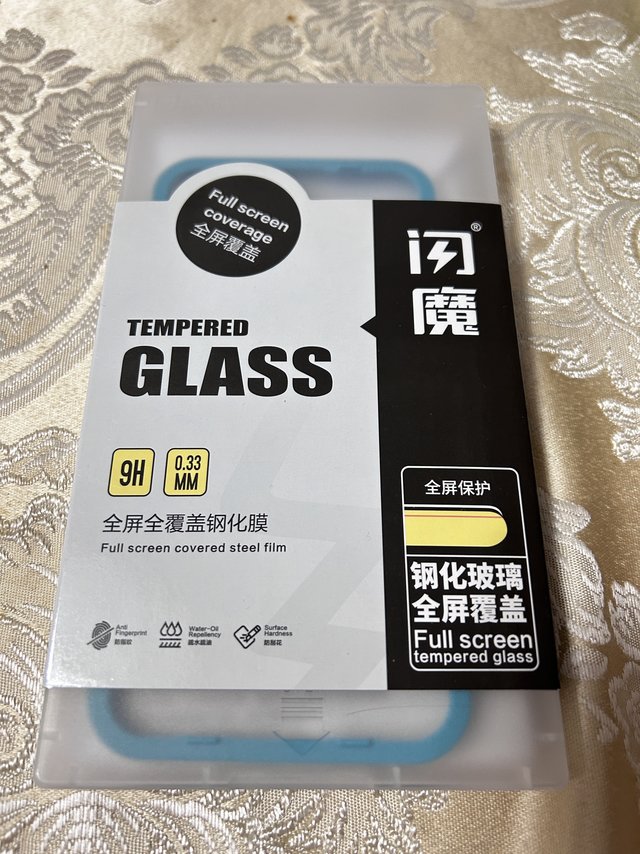 超高清防摔的钢化膜！真的非常好用！
