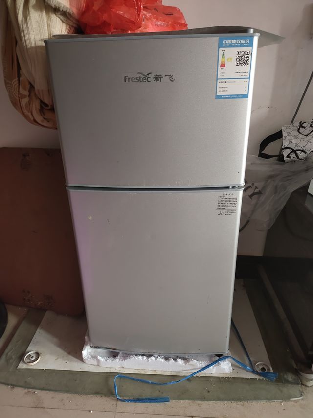 家用小型节能小冰箱