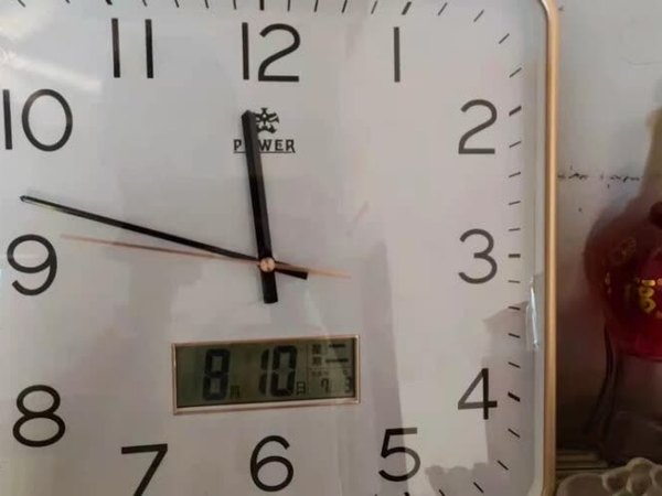 商品比较满意！显示的数字时间比较准确.以
