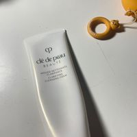 这个洗面奶也很不错啊