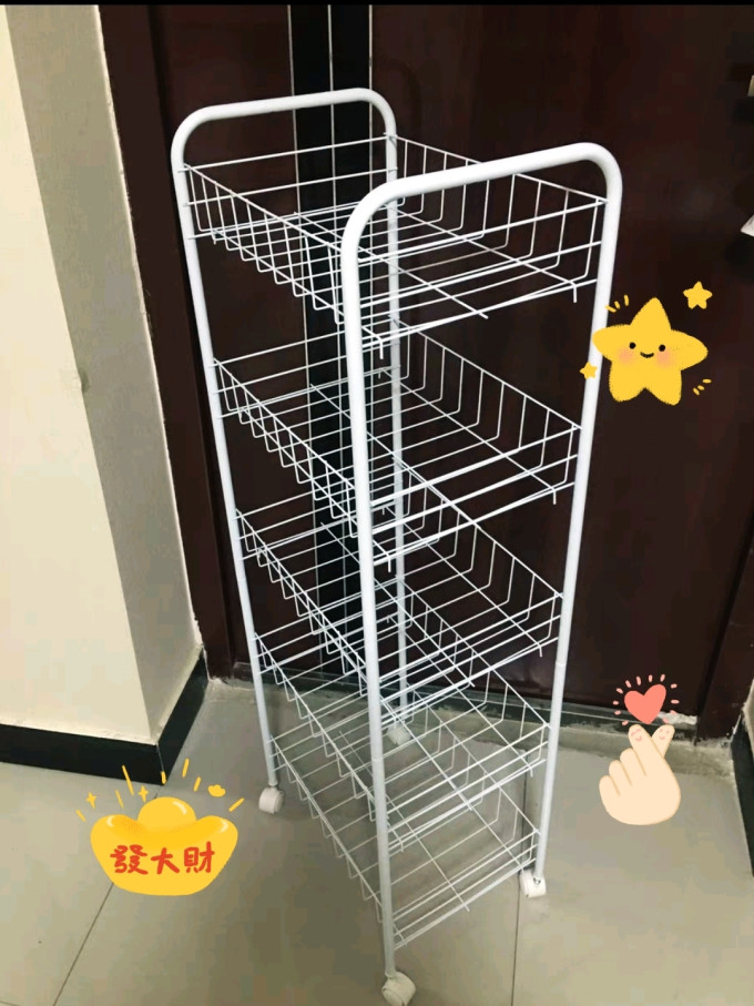 初选客厅置物架