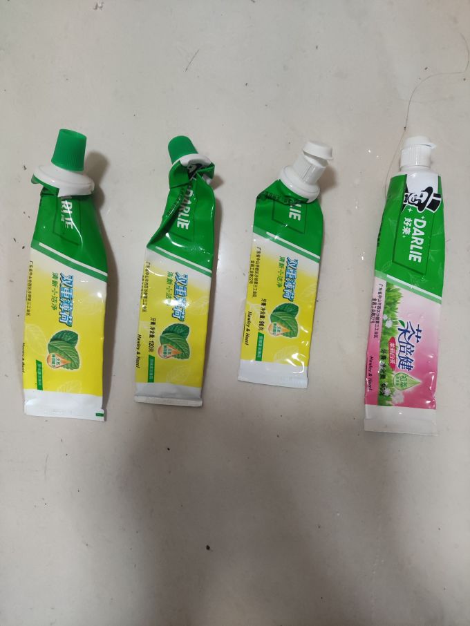 好来牙膏