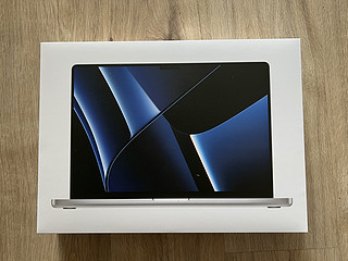 新到手的 MacBook Pro M2 Max 版