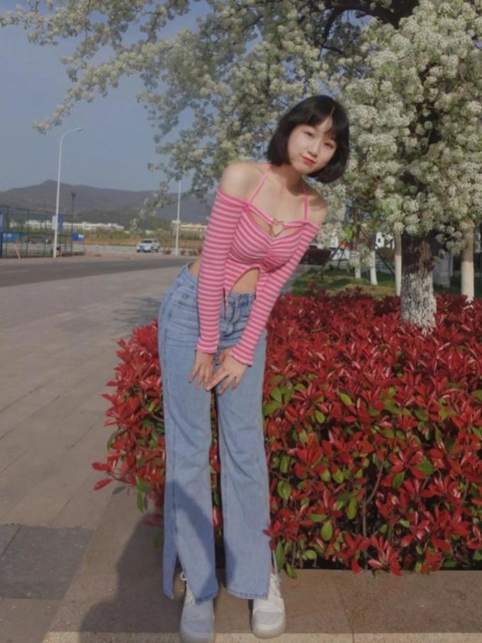女上装