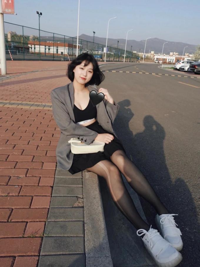 女上装