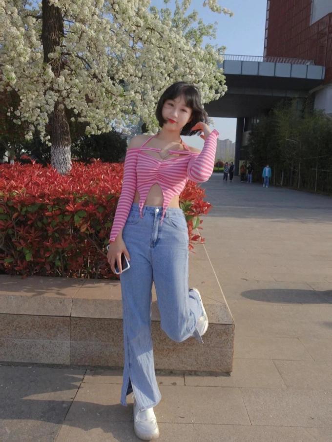 女上装
