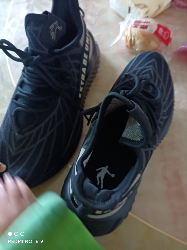 好看，买的时候还有点觉得不好看，今天收到