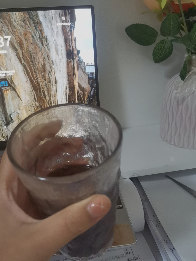 玻璃杯