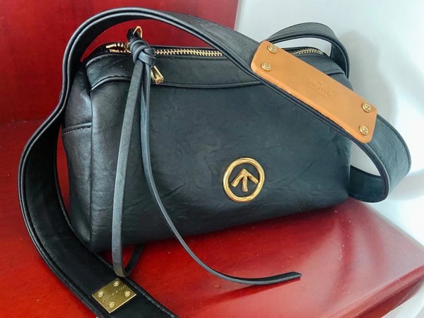 百搭个乐中性黑石包包