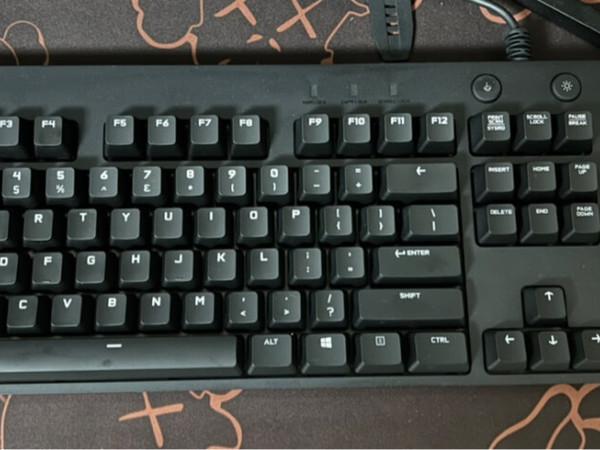 整体评价整体感受,一个字爽,之前的键盘有