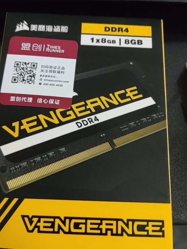 一开始装完，笔记本电源灯出现2黄4白闪，