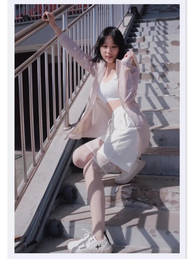 凯乐石女外套