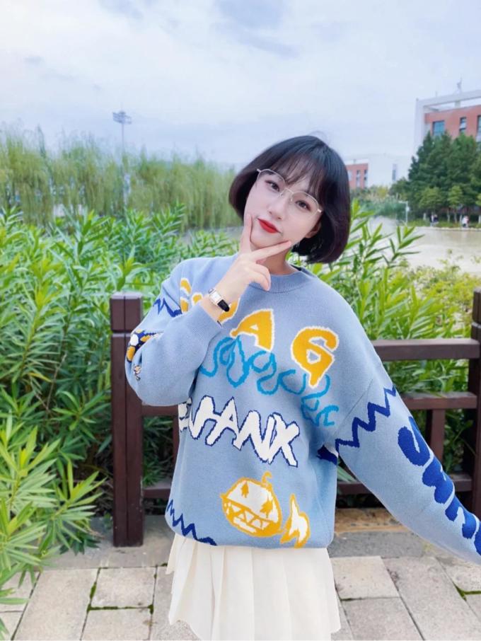 闪电潮牌女士毛衣