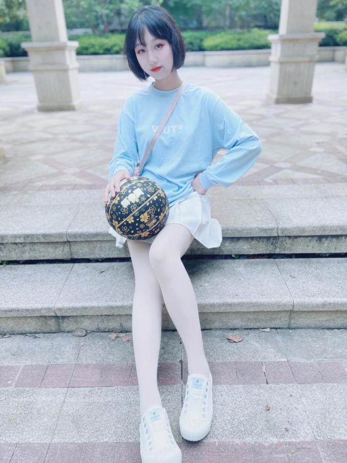 女士卫衣