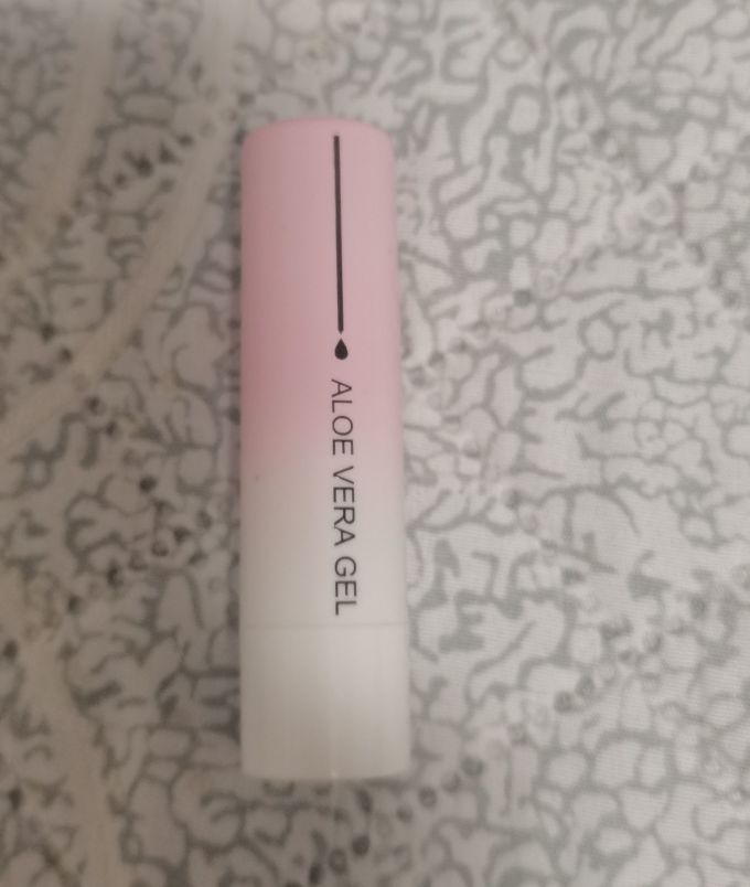 雅邦润唇膏