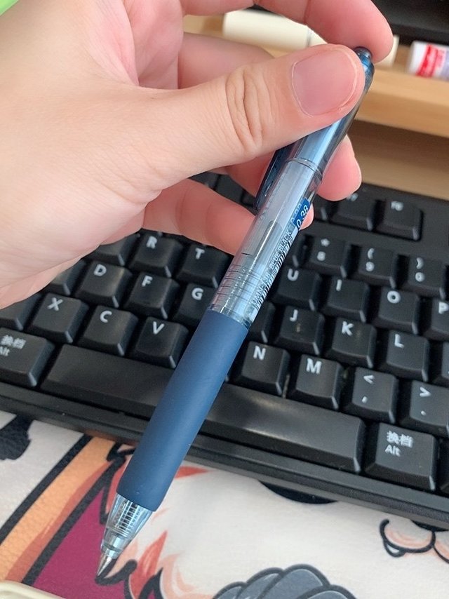国际版的笔芯确实比较流畅！很喜欢！