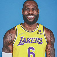 kisa聊篮球 篇一：加冕NBA历史得分王——Leborn James，浅聊一下老詹的生涯，顺便一起来看看近代的上脚正代...