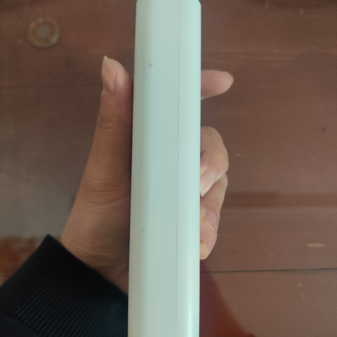 移动电源