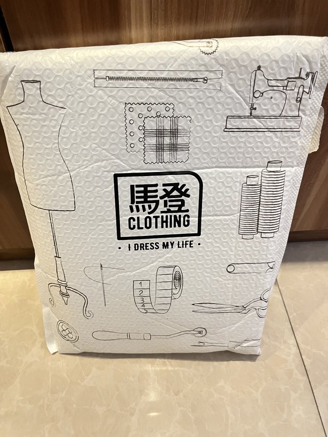 因为疫情影响，一直发不了货，但店家服务到