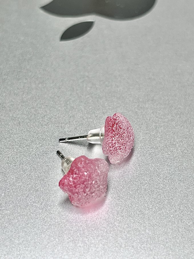 时尚耳饰