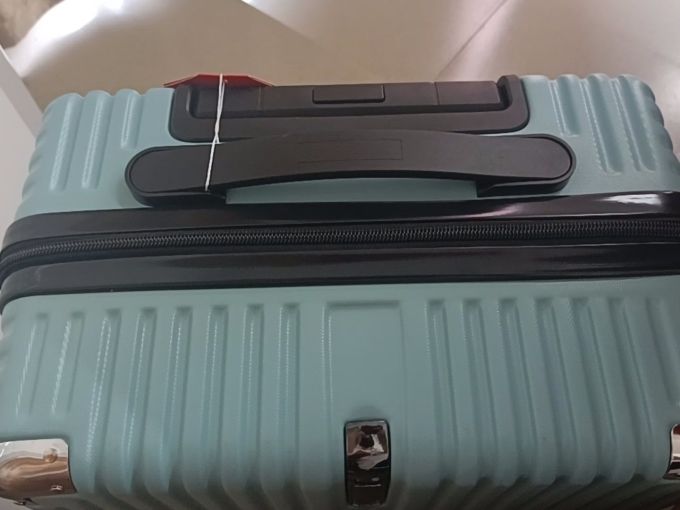 广璐迪旅行箱包
