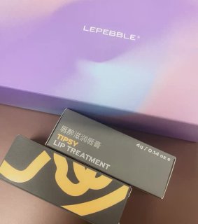 不出意外的话！会一直回购这支润唇膏的