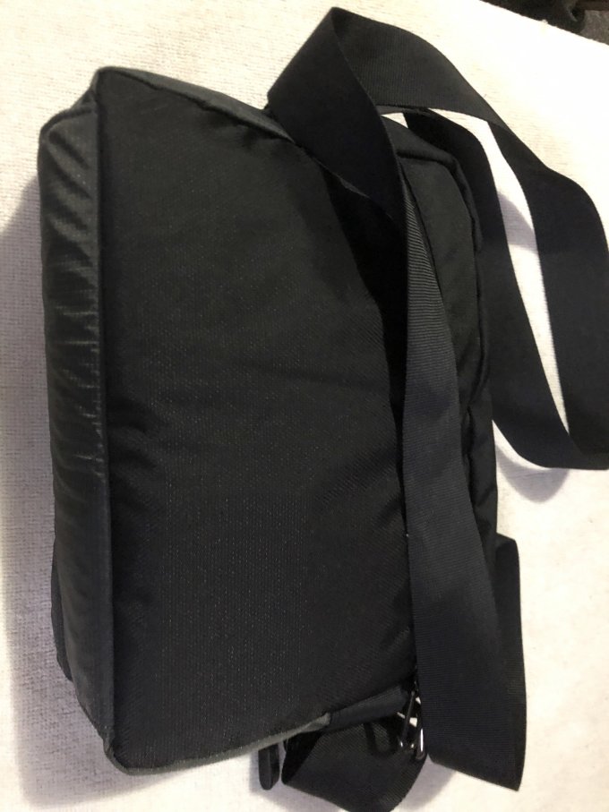 aotian男士单肩斜挎包怎么样 2021新款挎包男士包包休闲斜跨轻便收钱