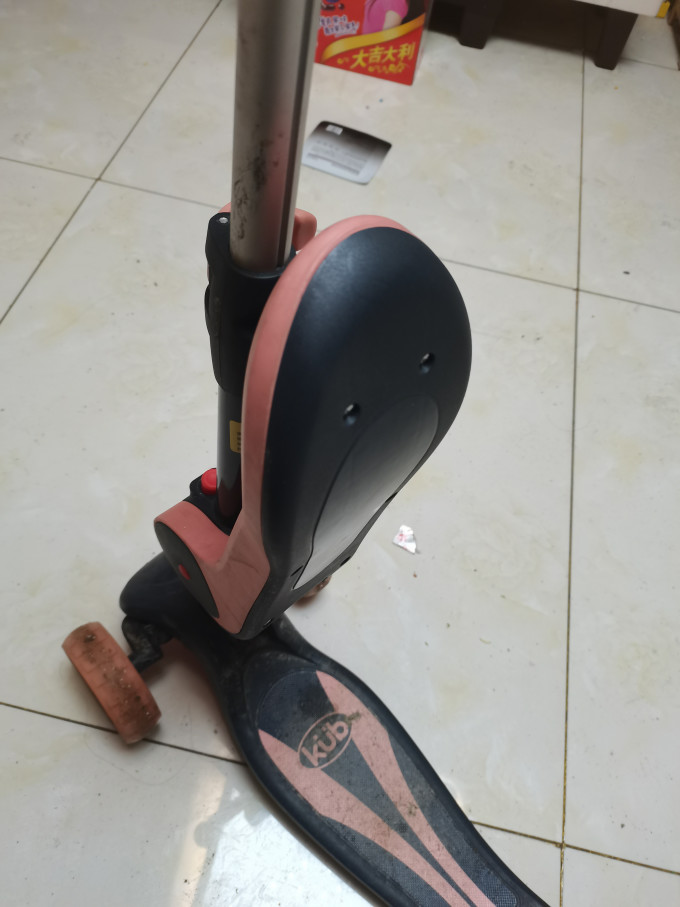 可优比儿童滑板车