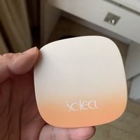 可以轻薄服帖的定妆产品