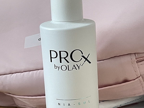 ​Olay淡斑小白瓶美白首选产品！