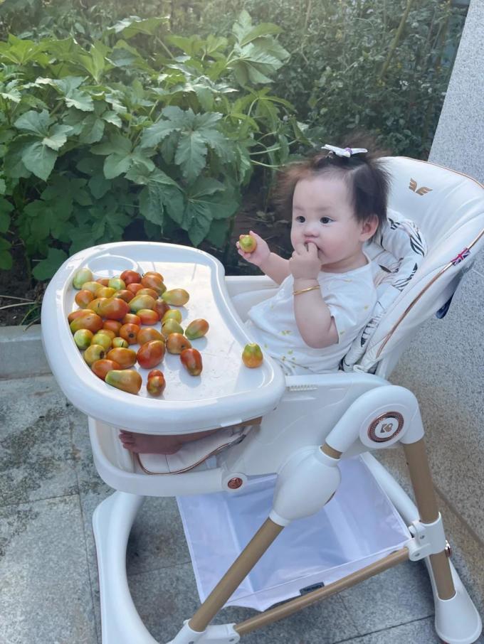 暖蓝婴儿餐椅